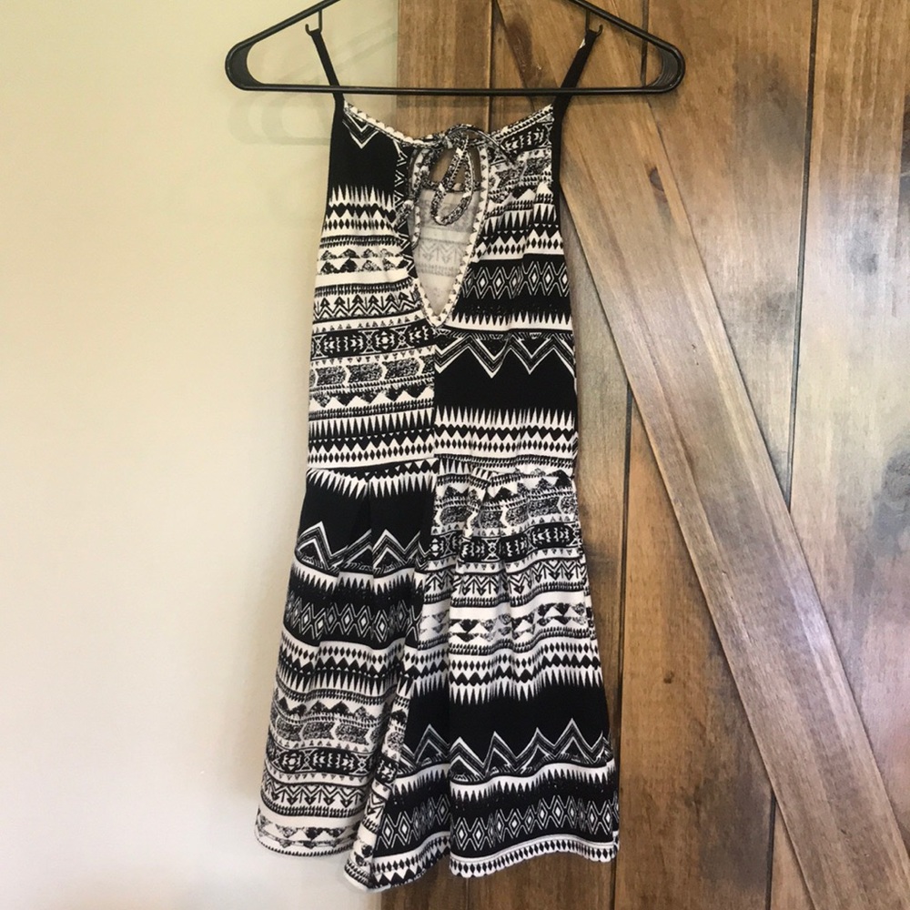 Romper - Picture 2 of 2